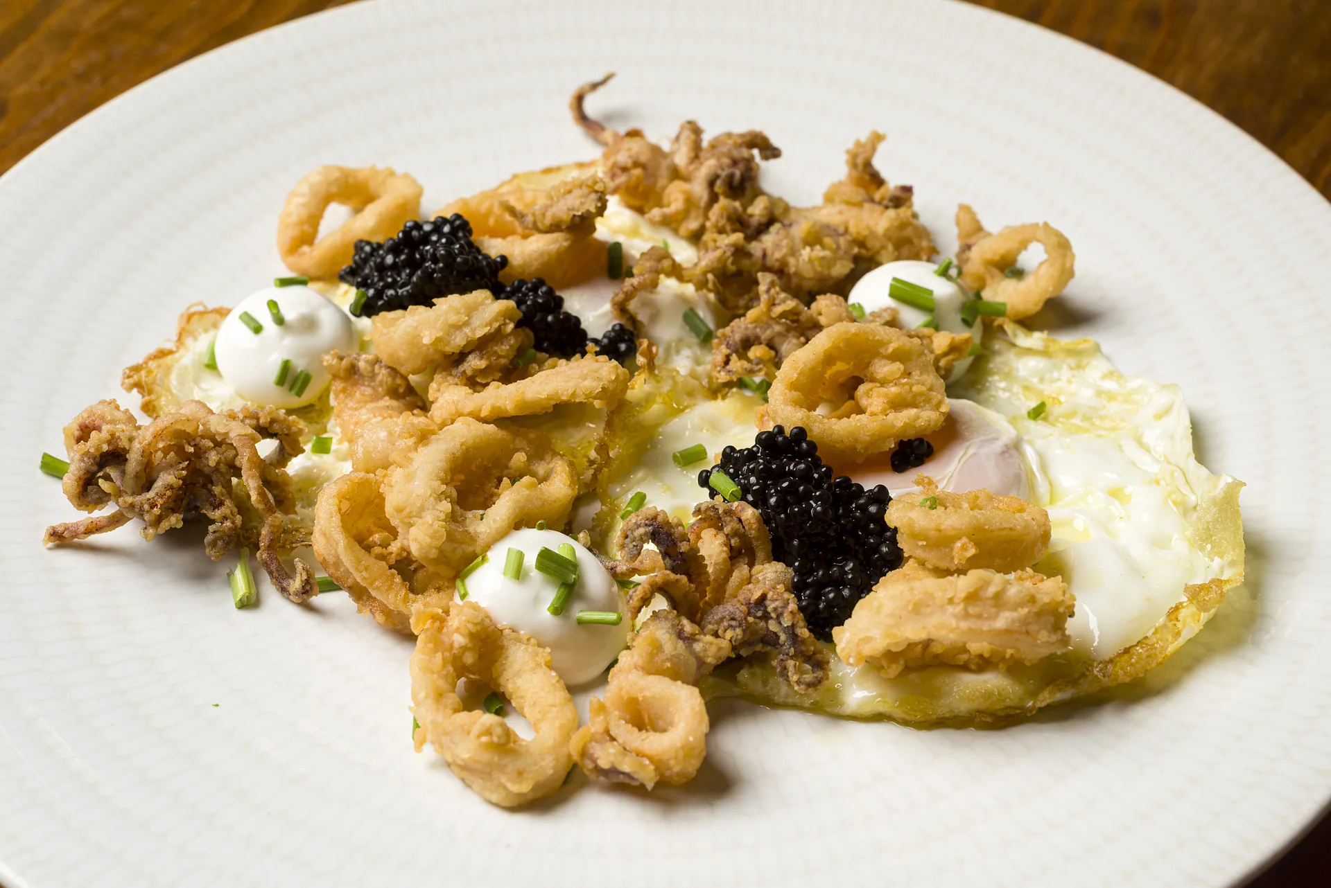 Calamares fritos con salsa negra de El Zaguán