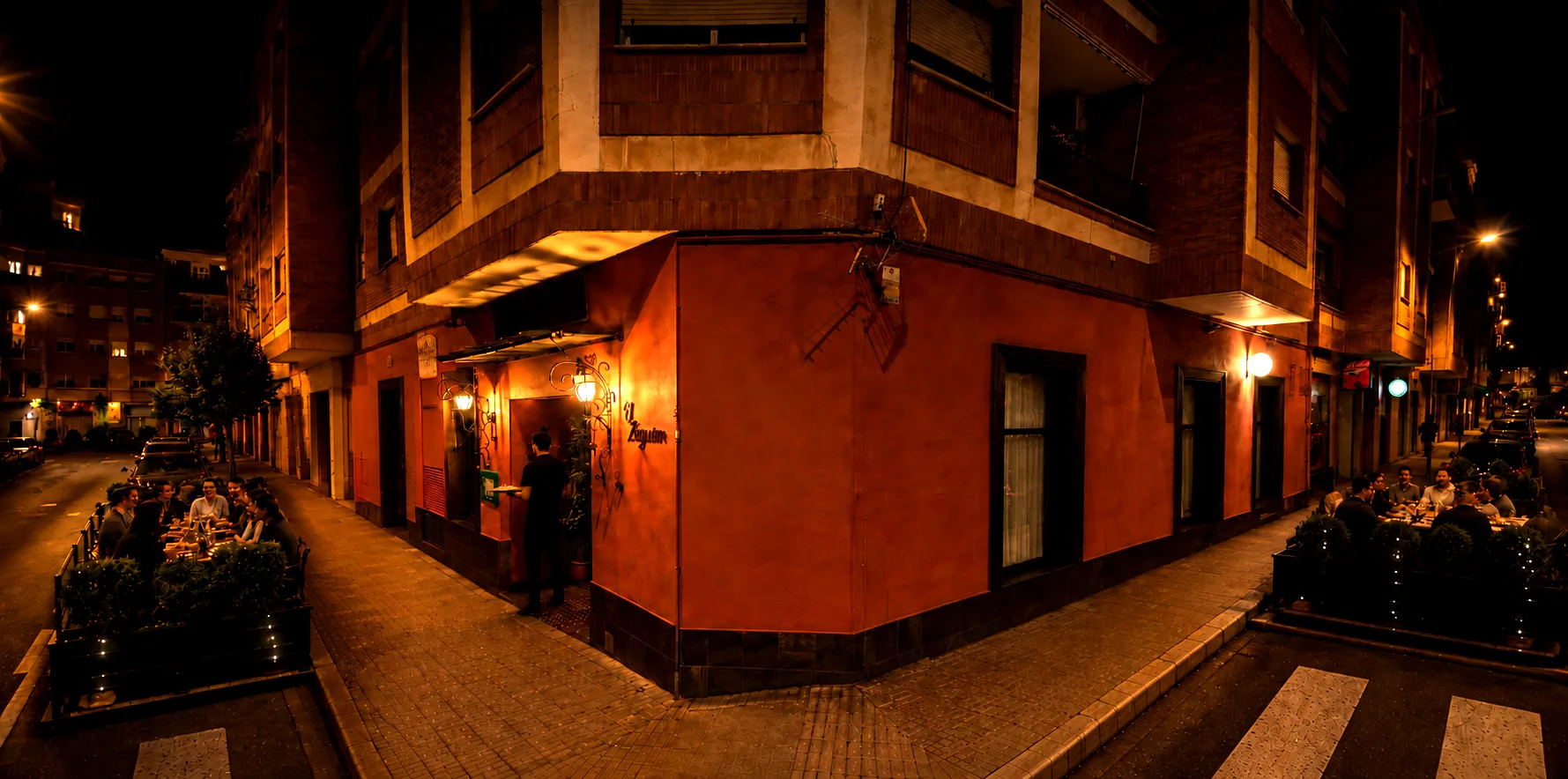 Terraza de noche de El Zaguán Úbeda